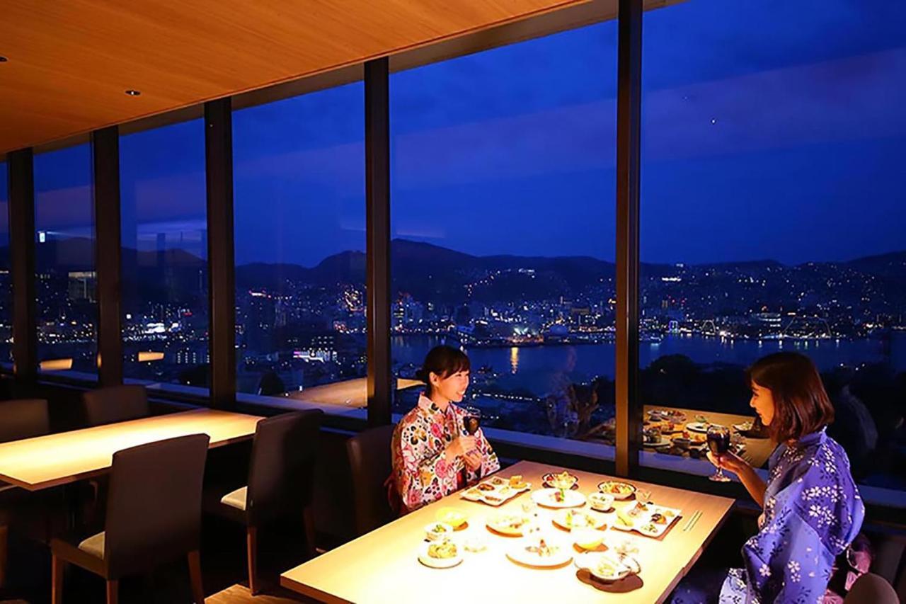 Ooedo Onsen Monogatari Nagasaki Hotel Seifu Екстериор снимка
