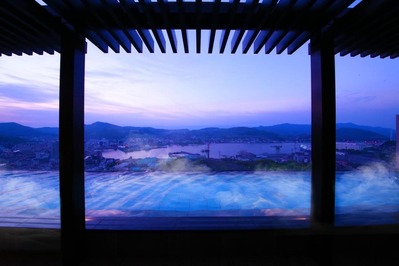 Ooedo Onsen Monogatari Nagasaki Hotel Seifu Екстериор снимка