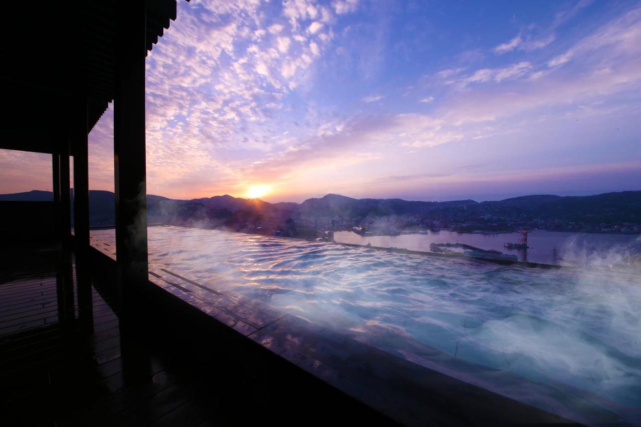 Ooedo Onsen Monogatari Nagasaki Hotel Seifu Екстериор снимка
