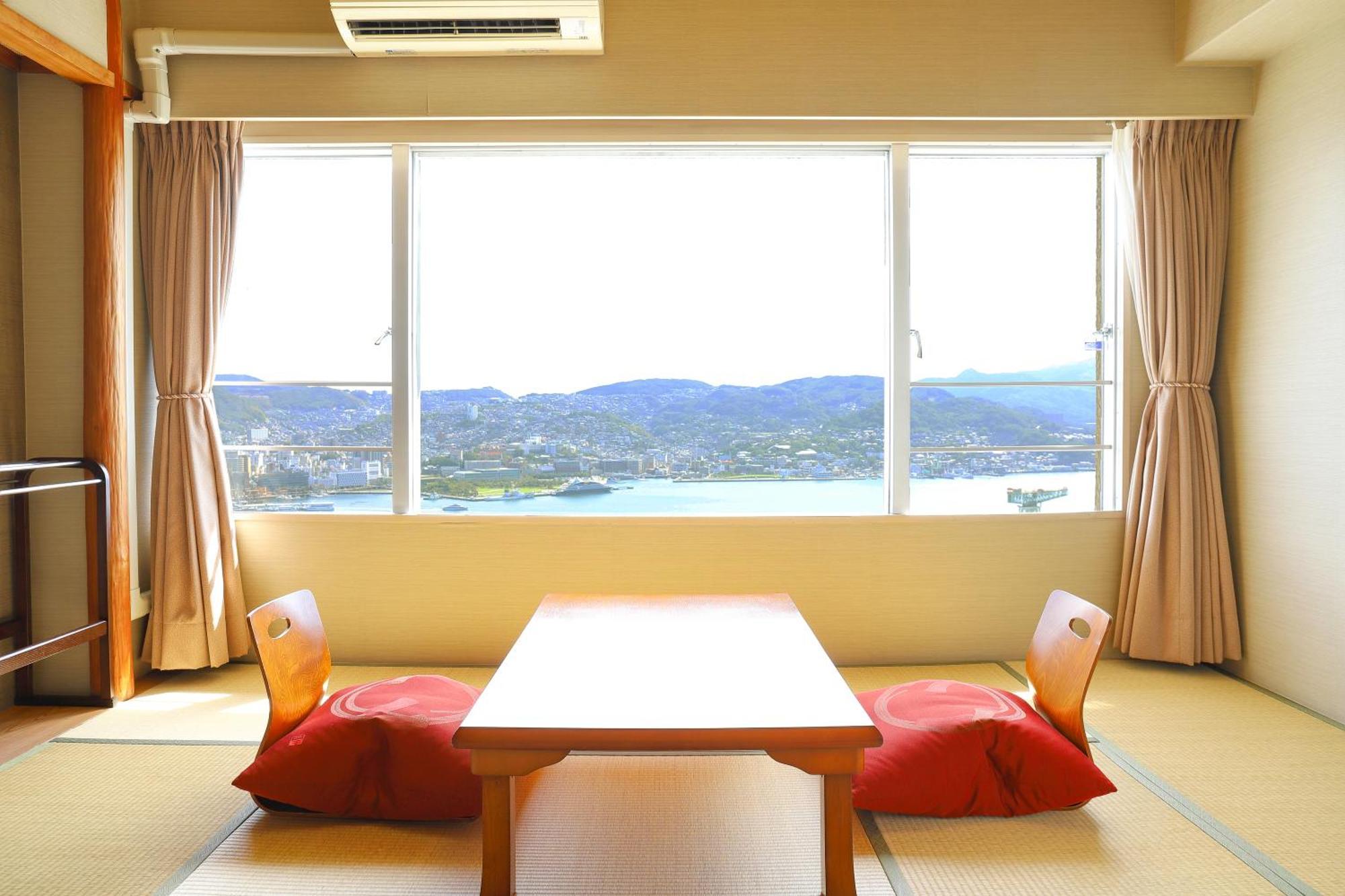 Ooedo Onsen Monogatari Nagasaki Hotel Seifu Екстериор снимка
