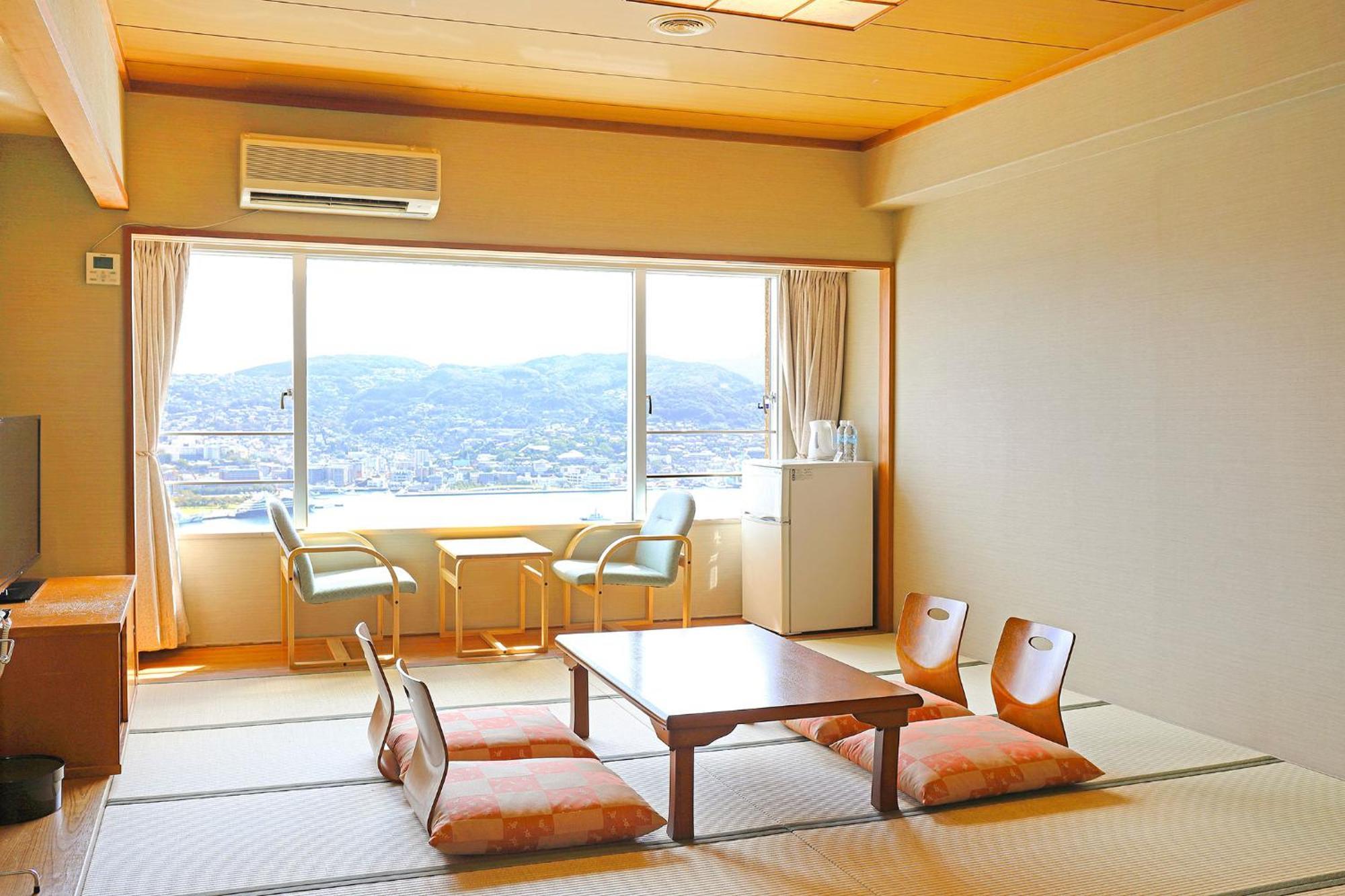 Ooedo Onsen Monogatari Nagasaki Hotel Seifu Екстериор снимка