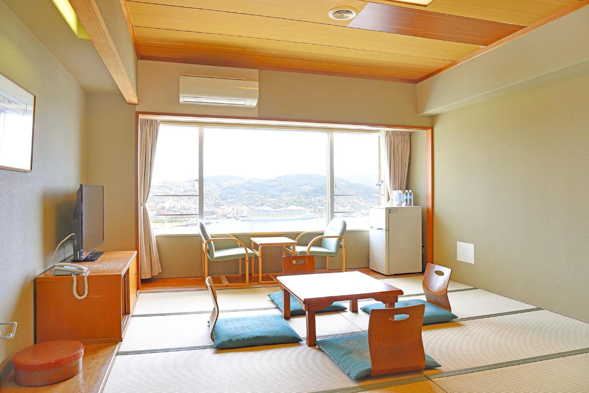 Ooedo Onsen Monogatari Nagasaki Hotel Seifu Екстериор снимка